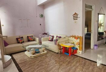 Dijual Rumah Sektor 1g, 2 Lantai