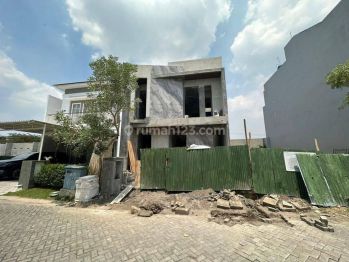 Rumah di Dian Istana Baru Modern Minimalis Mewah 2 Lantai