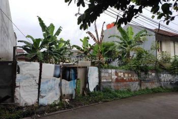 Tanah Dijual Strategis di Setrawangi Sayap Surya Sumantri