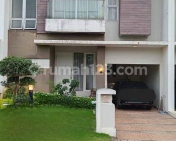 Rumah 2 Lantai Bagus di Cluster Vivaldi Gading Serpong