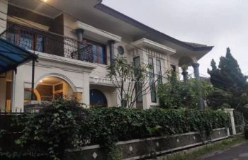 Rumah Disewa Full Furnished Nyaman di Antapani