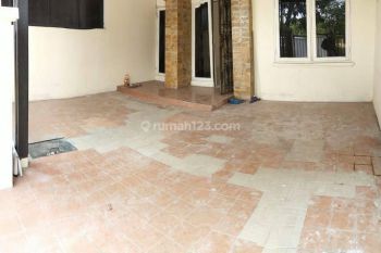 Rumah Daerah Kelapa Gading