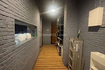 Ruko Gandeng Lokasi Selangkah ke MKG di Jl. Boulevard Raya