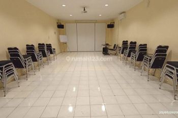 Jual Ruko di Mainroad Naripan SHM 3 Lantai Lokasi Strategis