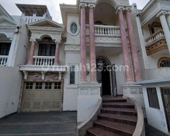 Rumah di Pik Ukuran 9 X 30 Full Renov