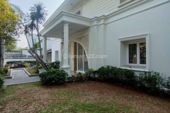 Rumah bagus disewa siap huni di Pondok indah