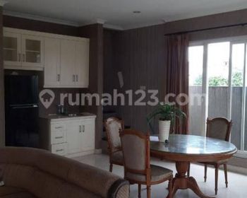 Disewakan Townhouse Pekayon Pejaten Barat Jakarta Selatan