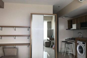 Apartemen 1 BR Furnish Akses Mall Dibawahnya Lokasi Strategis