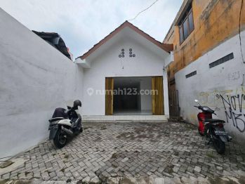 Harga Miring, Ruko Dijual Dekat Malioboro 2 Lantai