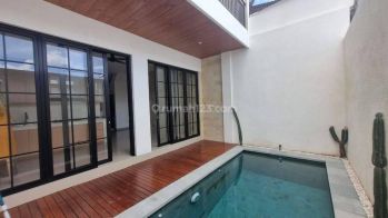 BRAND NEW VILLA BONUS PRIVATE POOL IN PERERENAN