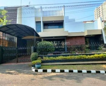 rumah dikawasan strategis di daerah raya langsep. asri dan nyaman