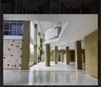 Gedung Siap Pakai 2 Lantai Area Komersial Peruntukan Showroom, Gym, Cafe, Dll di
