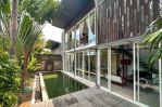 thumbnail-beautiful-3-bedrooms-villa-for-rent-yearly-at-kerobokan-bali-1