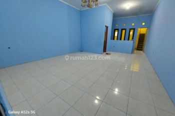 Ruko Siap Pakai Nyaman Dan Aman di Taman Holis Indah Bandung