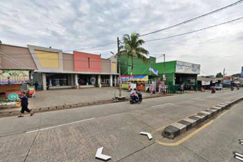 Gedung Supermarket Jalan Raya Parung Bogor