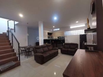 Rumah Dijual Baru Renov Minimalis di Taman Kopo Indah 2