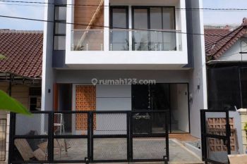 Rumah Premium Gaya Modern Minimalis Tropis di Villa Bintaro Indah