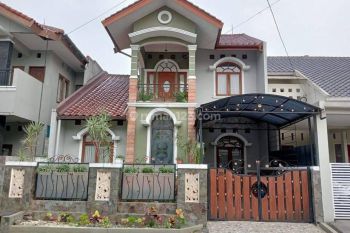 RUMAH STRATEGIS FURNISHED 2 LT DI LOKASI STRATEGIS TAMAN YASMIN