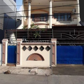 Rumah luas buat usaha atau kantor di Tambora, Jakarta Barat