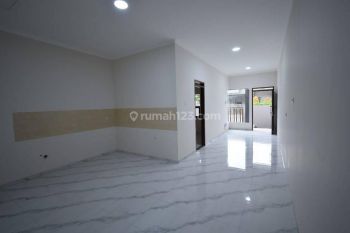 Rumah Baru Minimalis Dijual Murah di Taman Holis Indah Bandung