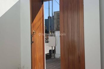 Villa With Pool Close To Taman Rama Puri Gading ,jimbaran