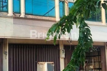 Ruko 4 Lantai Strategis Pengampon Surabaya