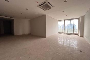 Dijual Murah dan Cepat Apartemen The Empyreal Lokasi Strategis 3+1BR