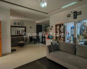 Quick Deal Rumah Siap Huni Lokasi Dalam Private Cluster Cinere