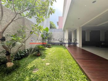 Crown Golf Summarecon Serpong