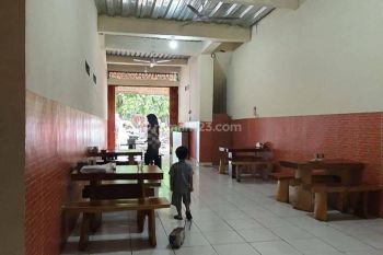 ruko siap pakai strategis dekat tmn Gorontalo Jakarta Utara