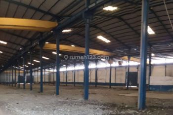 Dijual cepat Gudang besar