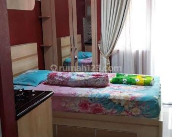 Green Pramuka Furnish Studio Harian