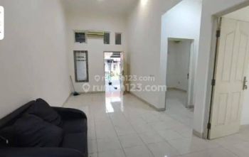 Disewakan rumah Bintaro sektor 2, kamar tidur 3