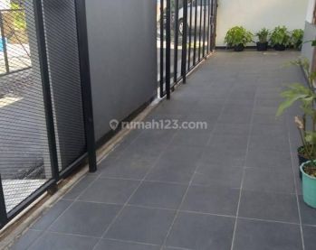 Rumah Bersih Strategis di Sayap Pajajaran Bandung Kota