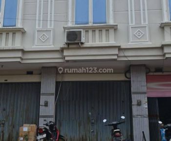 Ruko Dijual Dandisewakan Ruko Bella Vista, Beringin Semarang