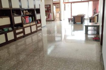 For Sale Rumah Vintage Sayap Lengkong Besar Bandung