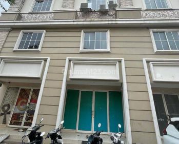 Ruko di Ruko Cbd Greenlakecity, Tangerang 364,5 m Bagus HGB