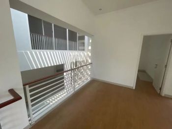 12133 - Rumah bagus dalam cluster premium dan asri siap huni