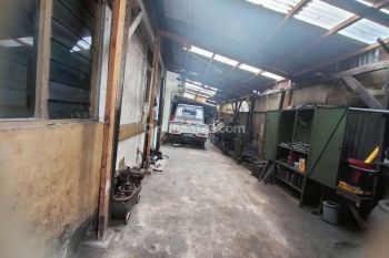 Ruko Cocok Untuk Usaha Lokasi Strategis di Kopo