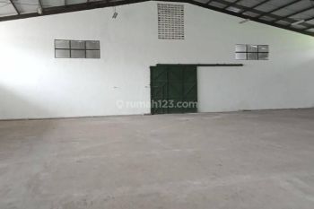 Gudang di Mainroad Soekarno Hatta, Bandung Bagus