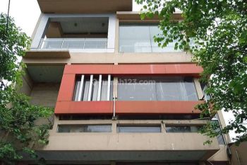 Gedung 4 Lantai di Mohammad Toha Furnisted cocok untuk usaha