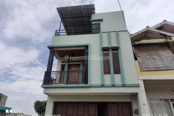 Dijual Ruko Siap Pake 3 Lantai Cihideung Lembang Kbb Strategis Jalan Utama