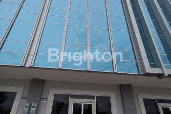 RUKO BARU SOHO WALLSTREET 3,5 LANTAI 2 UNIT GANDENG HOOK STARTEGIS PIK 2 CBD