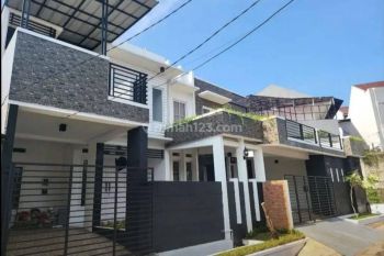 Rumah bagus   full renov  fuly furnished di Bintaro sektor 9 
Tangerang selatan