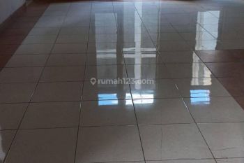 Rumah sewa dekat dengan pasar modern dan mall