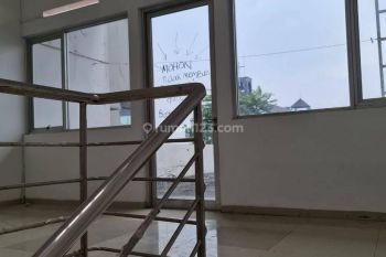 RUKO TENGAH KOTA BANDUNG MAINROAD JARANG ADA KAWASAN RAMAI BANGET DEKAT MALL TER