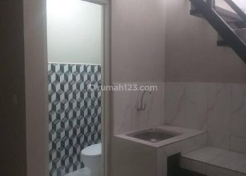 Dijual/sewa 2 ruko rendeng di sayap sriwijaya