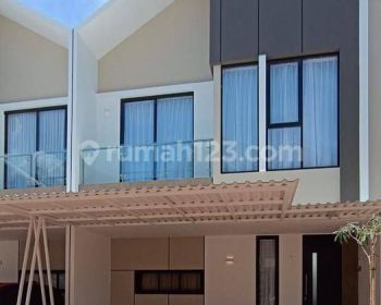 Rumah 2,5 Lantai Lokasi Strategis Dekat Akses TOL dan LRT