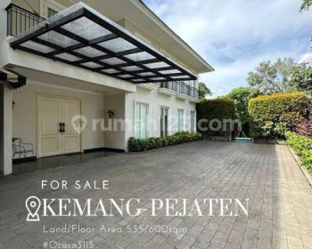 Rumah mewah lokasi strategis