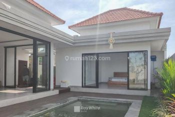 2br Modern Minimalist Villa, 3 Minutes From Pantai Seseh